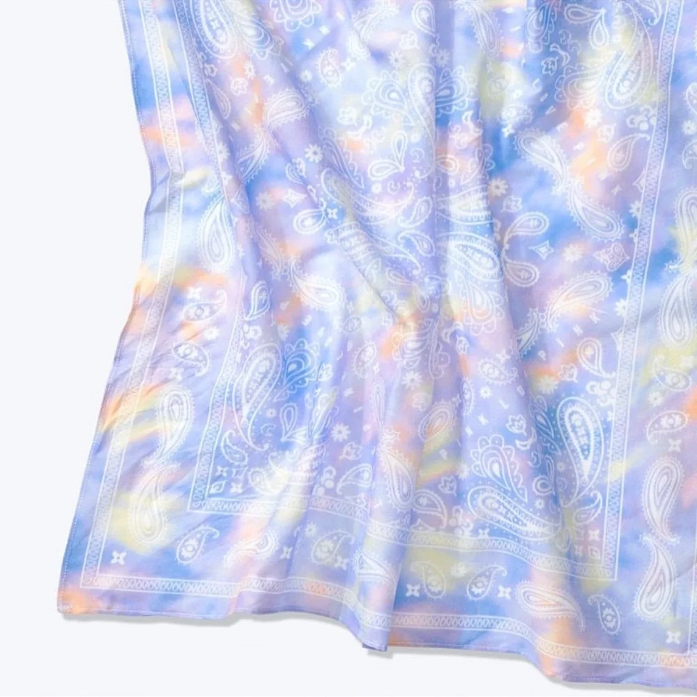 NEW Victoria’s Secret Pink Pastel Paisley Bandanna Scarf